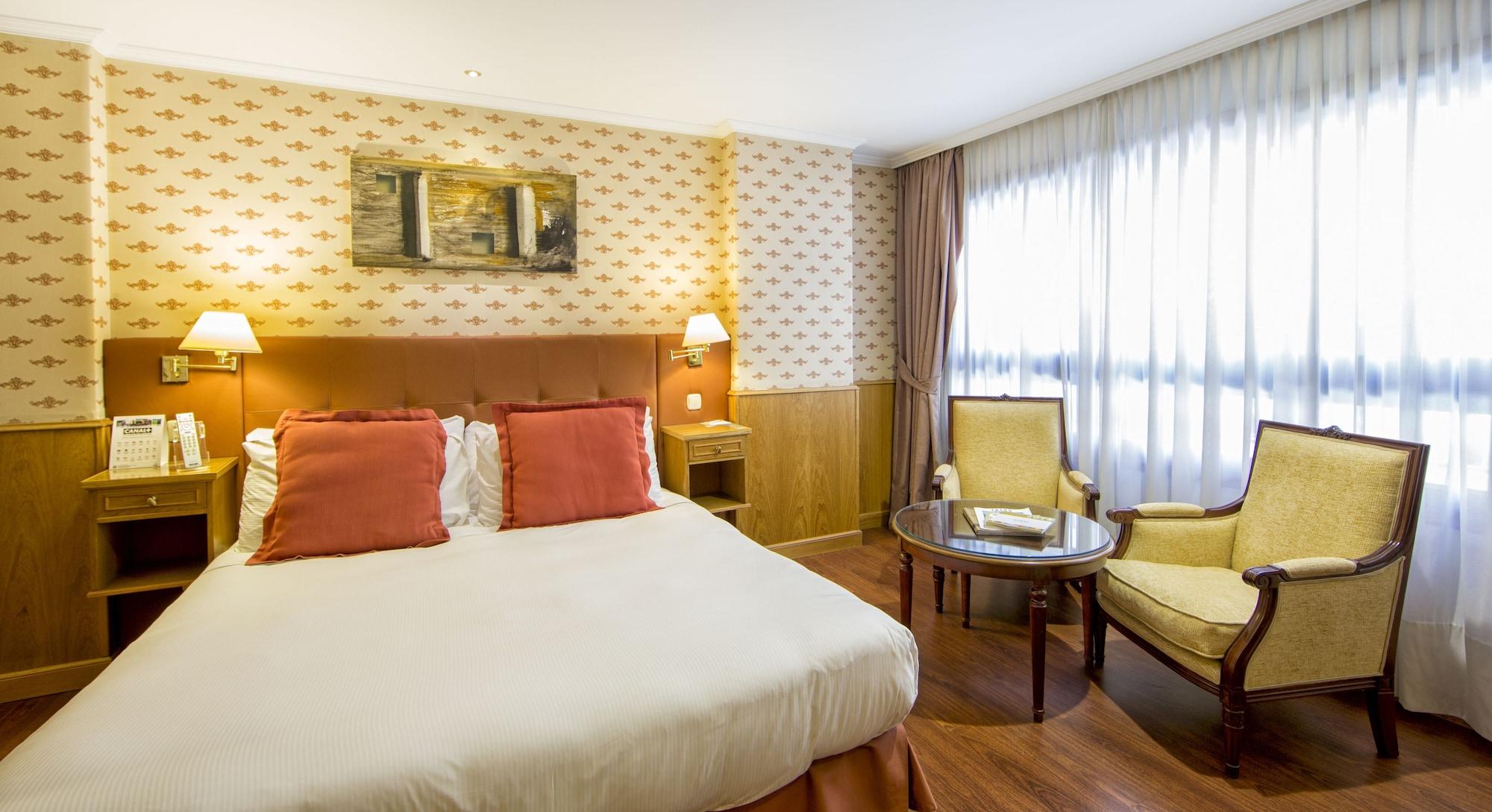 Eurostars Araguaney Hotel Santiago de Compostela Luaran gambar A room at the hotel